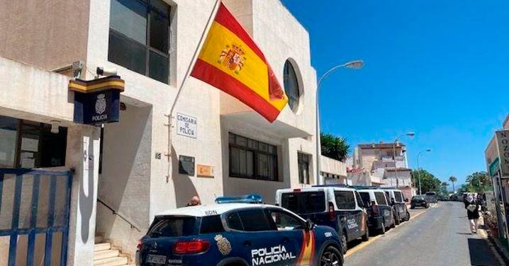 Un hombre muere en Torremolinos (Málaga) tras ser reducido en el robo a una tienda