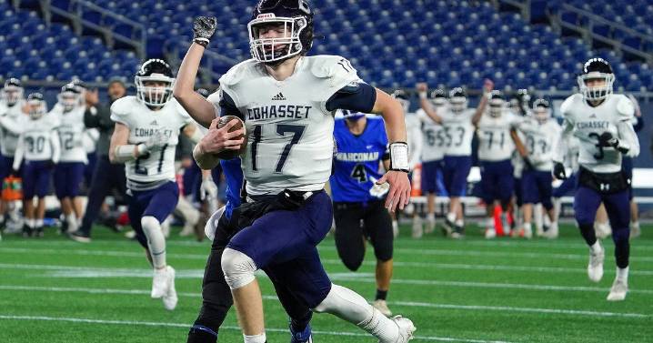Watch Live: 2025 Massachusetts high school football championship games at Gillette Stadium
