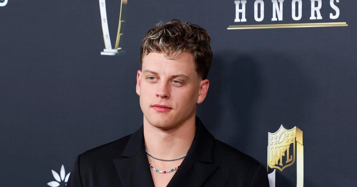 Joe Burrow has an unenthused response to LSU hiring Lane Kiffin as its football coach