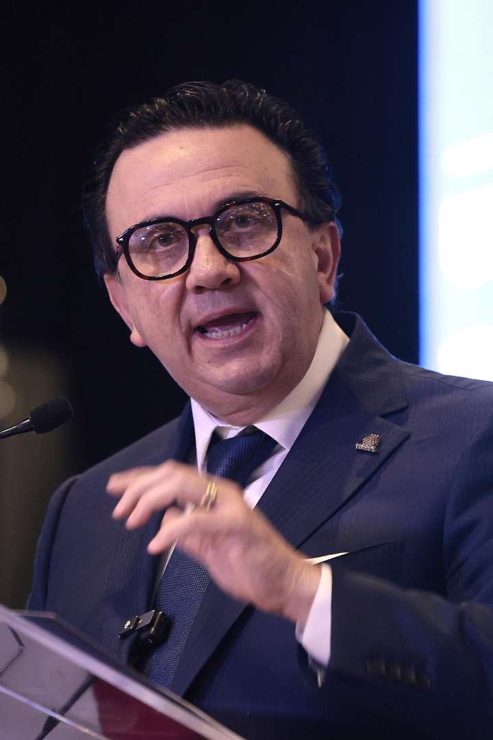 Sindicato mexicano respalda aumento del 13 % del salario mínimo y reducir jornada laboral