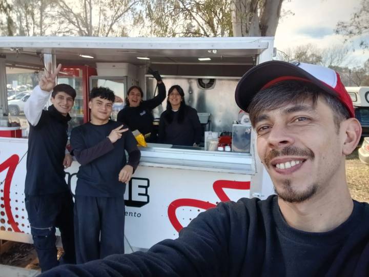 Wookie, el food truck que es furor en la laguna de Junín