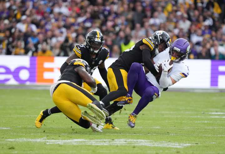 Vikings Cut All-Pro Legend; Top Suitors Emerge