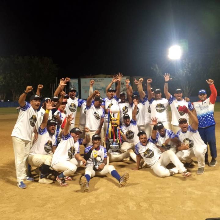 Rumys de Aragua, bicampeón de la Súper Copa Venezuela 2025 de sóftbol