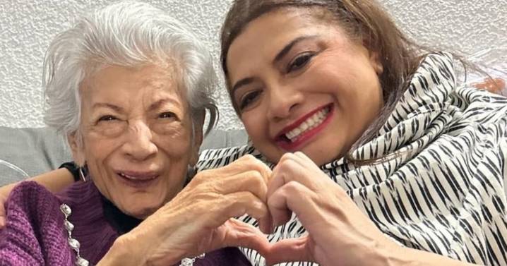 Políticos y empresarios lamentan la muerte de Margarita Molina, madre de Clara Brugada