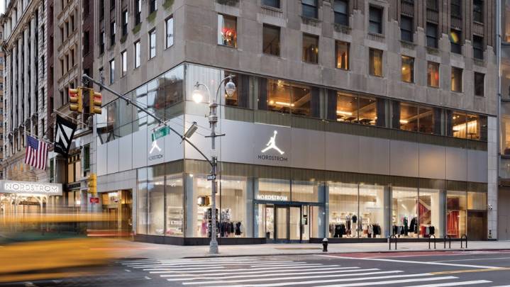 Nordstrom to Receive the Retailer of the Year Award at the 2025 FNAAs