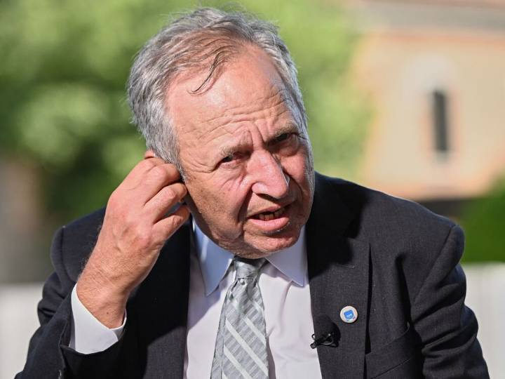 Larry Summers barred from the American Economic Association