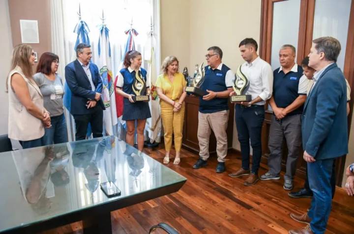 Fuentes felicitó a los municipales ganadores de las Olimpiadas Nacionales
