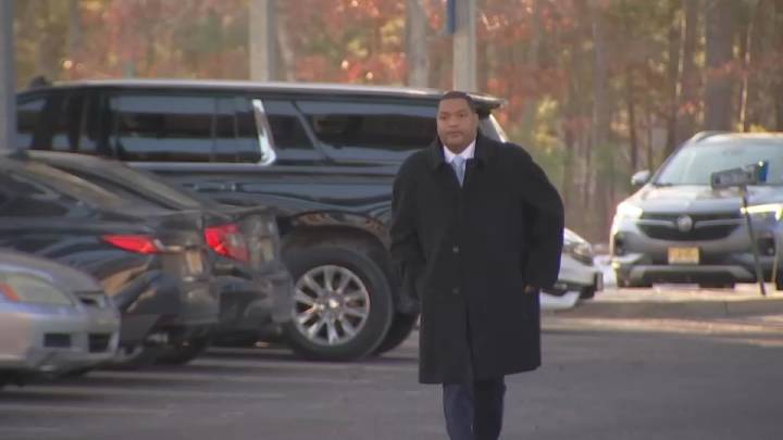 NJ mayor takes the stand in his defense in abuse trial