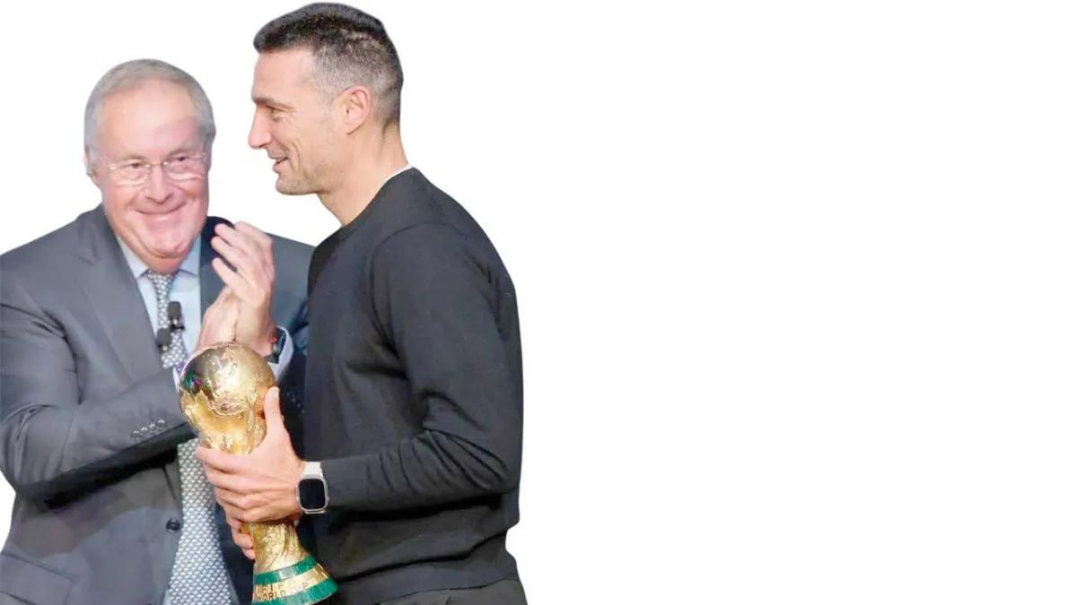 Le dejaron tocar la Copa del Mundo a Lionel Scaloni