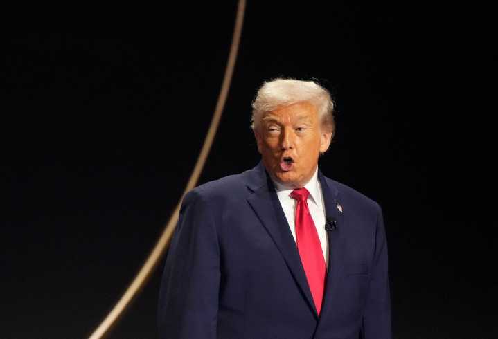 Trump sugiere cambiar el nombre al fútbol americano durante el sorteo del Mundial