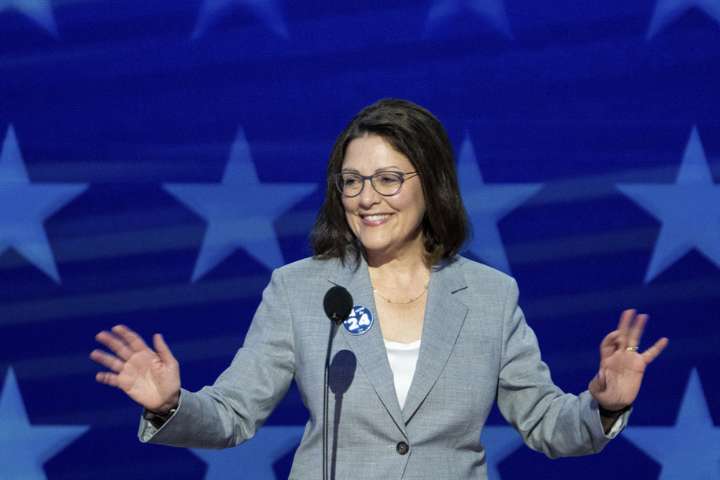 House Democrats target even more seats in 2026 as GOP flails