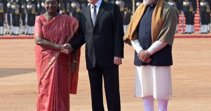 Putin and Modi hold talks and announce expansion of Russia