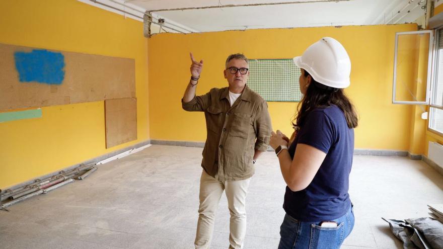 Líneas de vida, arreglos en cubiertas, mejorar la iluminación... El plan de obras en los colegios de Gijón avanza con acciones en una docena de centros