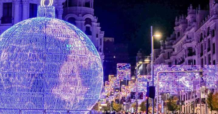 La radio líder catalana reconoce que la Navidad de Madrid «hace años que pasó la mano por la cara» a Barcelona