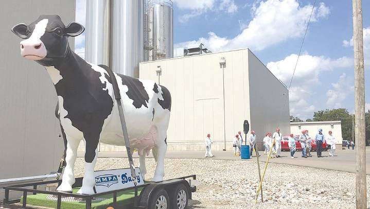 Michigan Milk Producers to add jobs, invest $122M in Clinton, Mecosta counties