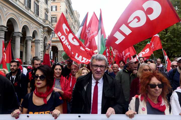 Proclamato dalla Cgil: sciopero generale contro una manovra “ingiusta”