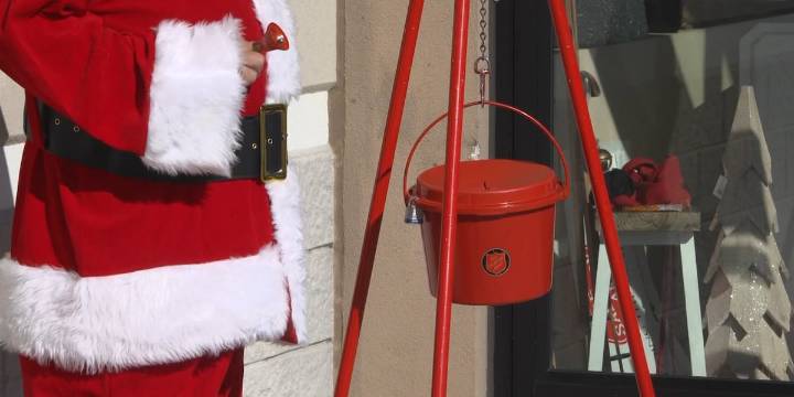 “It warms my heart”: Christmas donations surge in ENC despite economic challenges