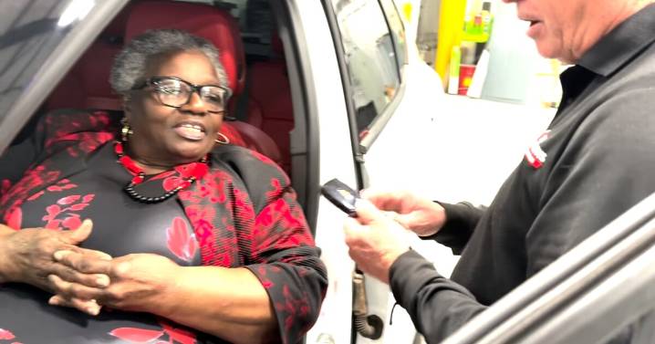 Tampa grandma caring for grandkids gifted refurbished car through national program