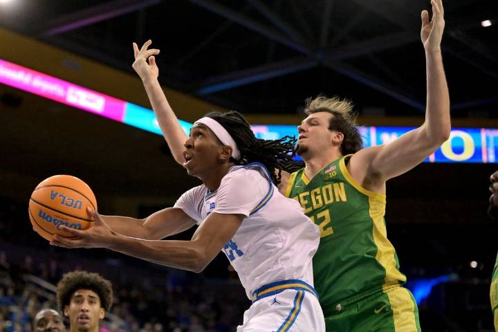 Deadspin | UCLA overcomes sluggish second half to top reeling Oregon