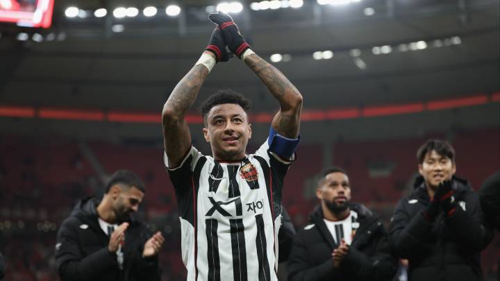 Jesse Lingard to become free agent after teasing 'next stage' transfer