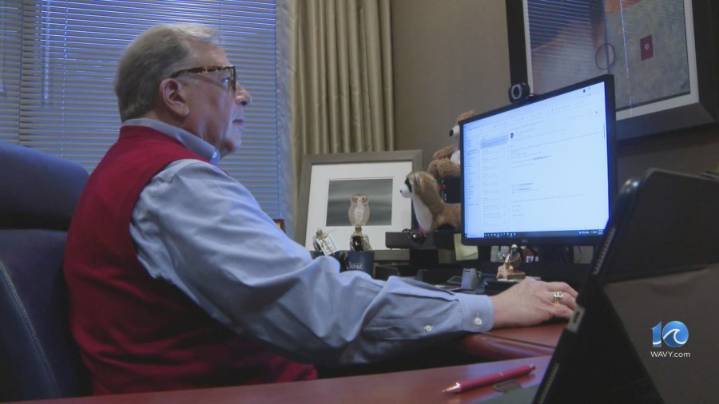 Study: Fewest people in nearly 80 years moving to new residence