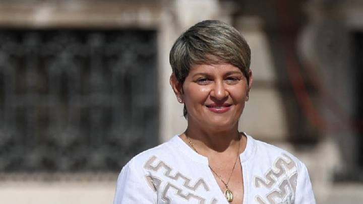 Verónica Alcocer rompió su silencio sobre contratos Gripen