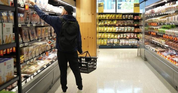 Average family expected to spend $994 more on food next year: report