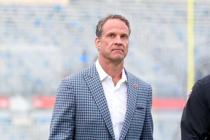 Ole Miss Team Cheers for New Coach in Leaked Audio From Lane Kiffin Meeting