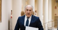 El alcalde de Algeciras se aparta del PP para defenderse de la denuncia del PSOE por acoso sexual