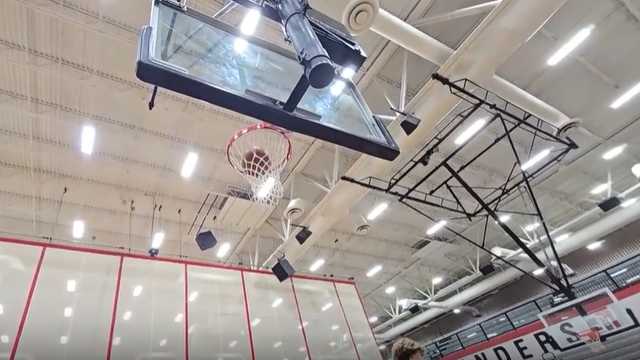 Oak Hills High School holds Special Olympics basketball event for students