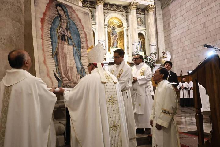 Obispo Hilario González inicia peregrinaje de la ‘Tilma Guadalupana’ por toda la Diócesis de Saltillo