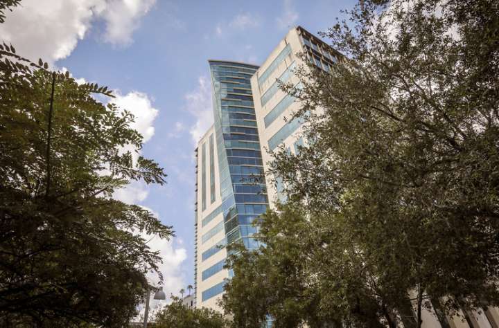 Investors Allege Florida Man Stole $5M in Bitcoin Escrow Scheme Tied to Law Firm