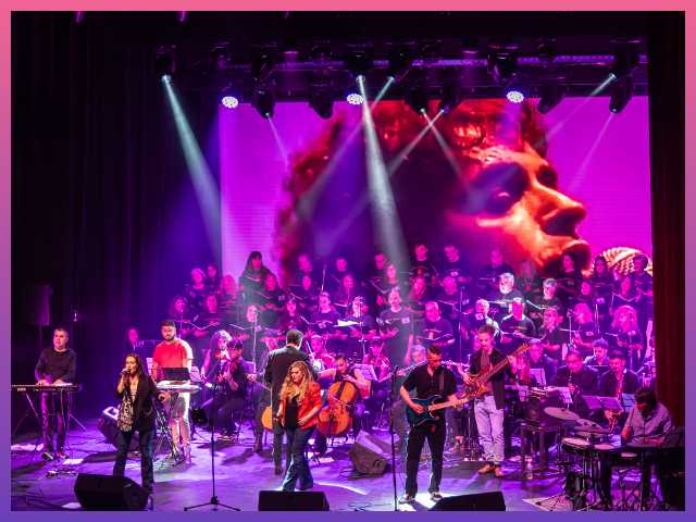 CORRIENTES: New Beats: Soda Electro Sinfónico Coral Y Solidario El 13 De Diciembre En El Teatro Oficial Juan De Vera