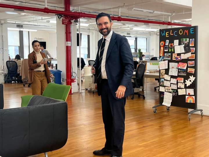 Mamdani se reúne con líderes empresariales e inmobiliarios para hablar de su agenda como Alcalde