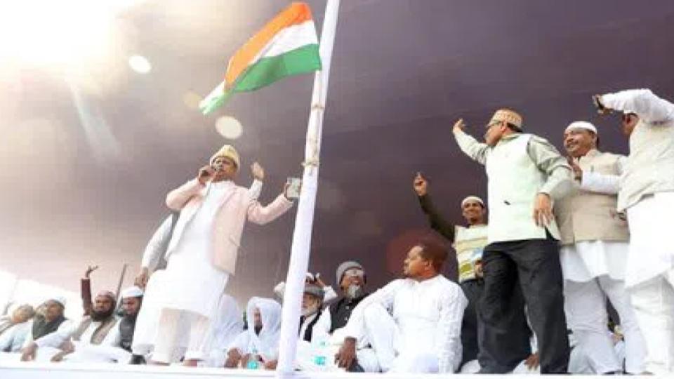 Kabir Lays Foundation for Babri-Style Mosque in Beldanga