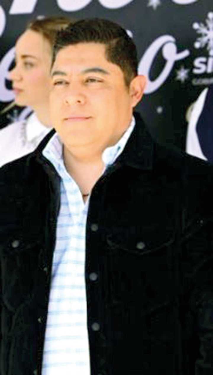 Pugna Gallardo porque se acabe la soberbia que existe en la UASLP