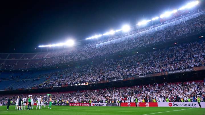 Aficionados del Eintracht intentan hacerse socios del Barça para obtener entradas del partido de Champions en el Camp Nou