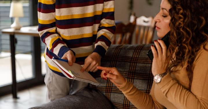 Parents stumped as study reveals kids know more about animals