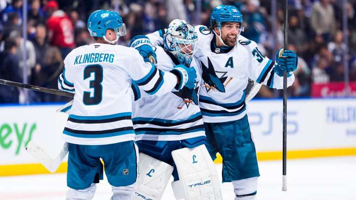 Wennberg's goal in OT helps Sharks rally from 2