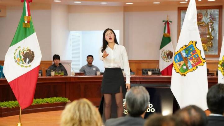 Gala de Discursos de Oratoria 'Ecos de 1910' llega a la Sala de Cabildo de Nuevo Laredo