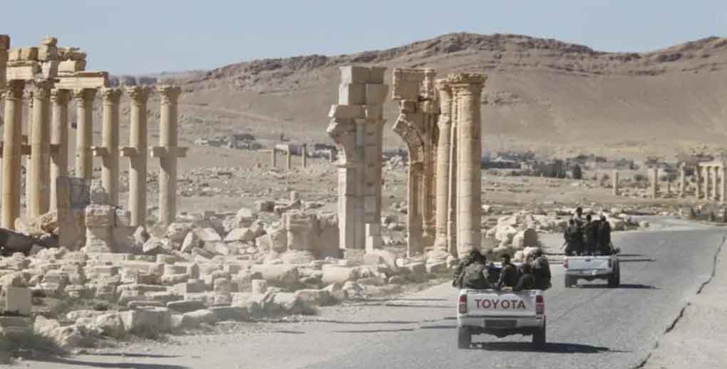 Ataque contra fuerzas sirias y estadounidenses cerca de Palmira