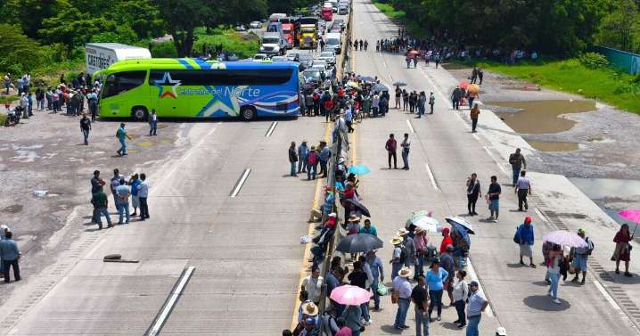 Bloqueos hoy 3 de diciembre: carreteras y autopistas cerradas en México y rutas alternas según CAPUFE