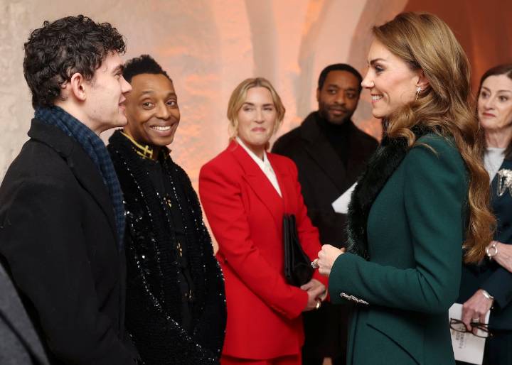 Kate Middleton mantiene su tradición navideña: un concierto de villancicos, esta vez con la presencia de Kate Winslet