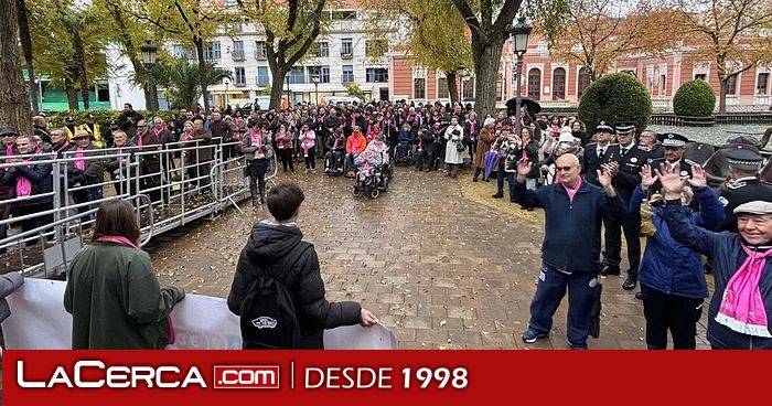 Cientos de vecinos arropan en Ciudad Real la marcha 'Nos movemos por la discapacidad'