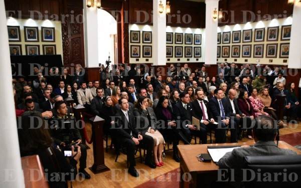 Conmemoran Poderes del Estado bicentenario de la Constitución de Chihuahua