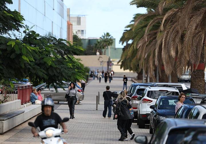 San José y el caos del aparcamiento en doble fila