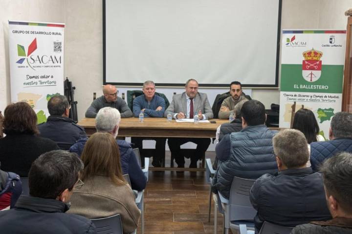 Lizán: «El sector trabaja para evitar cualquier problema de dispersión de la peste porcina»