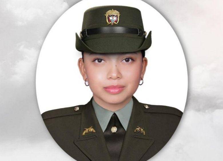 Patrullera de 21 años fue asesinada frente a su familia en La Plata, Huila; autoridades atribuyen el ataque a disidencias del EMC