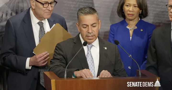 U.S. Sen. Luján among Dems pushing last-ditch plan to extend health tax credits