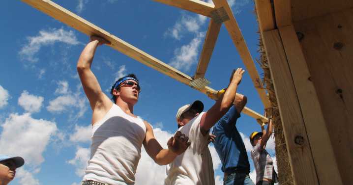 Flagstaff nonprofit helping reservation families receives donation of off